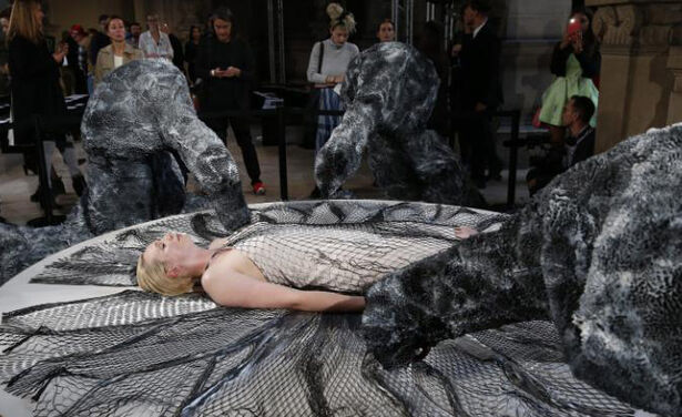 Wow: Nederlandse designer combineert 3D fashion met Game of Thrones