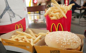 Voor de liefhebber van McDonald's: de fastfoodketen heeft nu een eigen kledinglijn