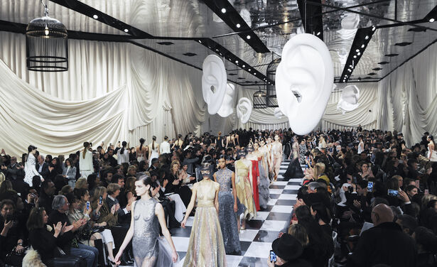 Zien: de video's van de prachtige Dior coutureshow van deze week