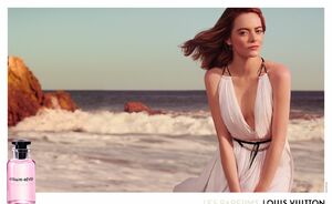 Louis Vuitton lanceert eerste campagnefilm ooit voor een parfum en de beelden met Emma Stone zijn prachtig!