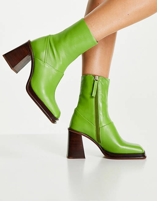 groene laarzen, felgroene laarzen, fashion