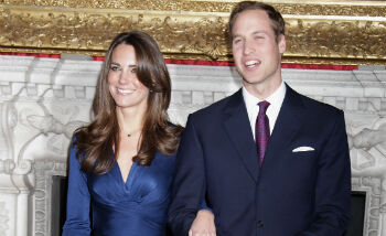 Shop Kate Middleton's verlovingsjurk nu voor een schijntje van de originele prijs