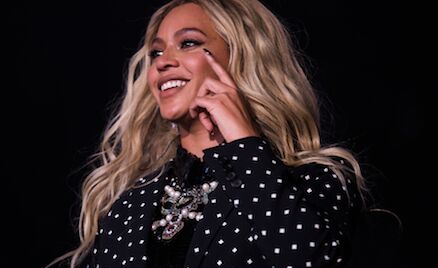 Zeg dat het niet waar is: heeft Beyoncé lip fillers genomen?