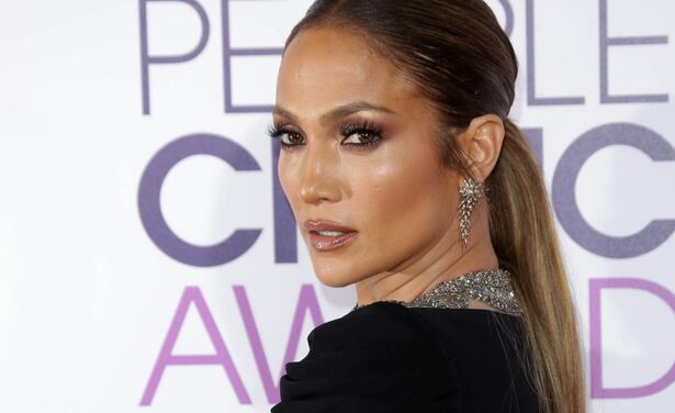 Zo lang was het haar van Jennifer Lopez nog nooit! 